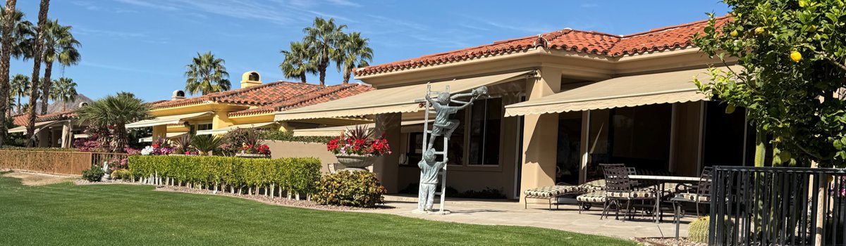 retractable awnings